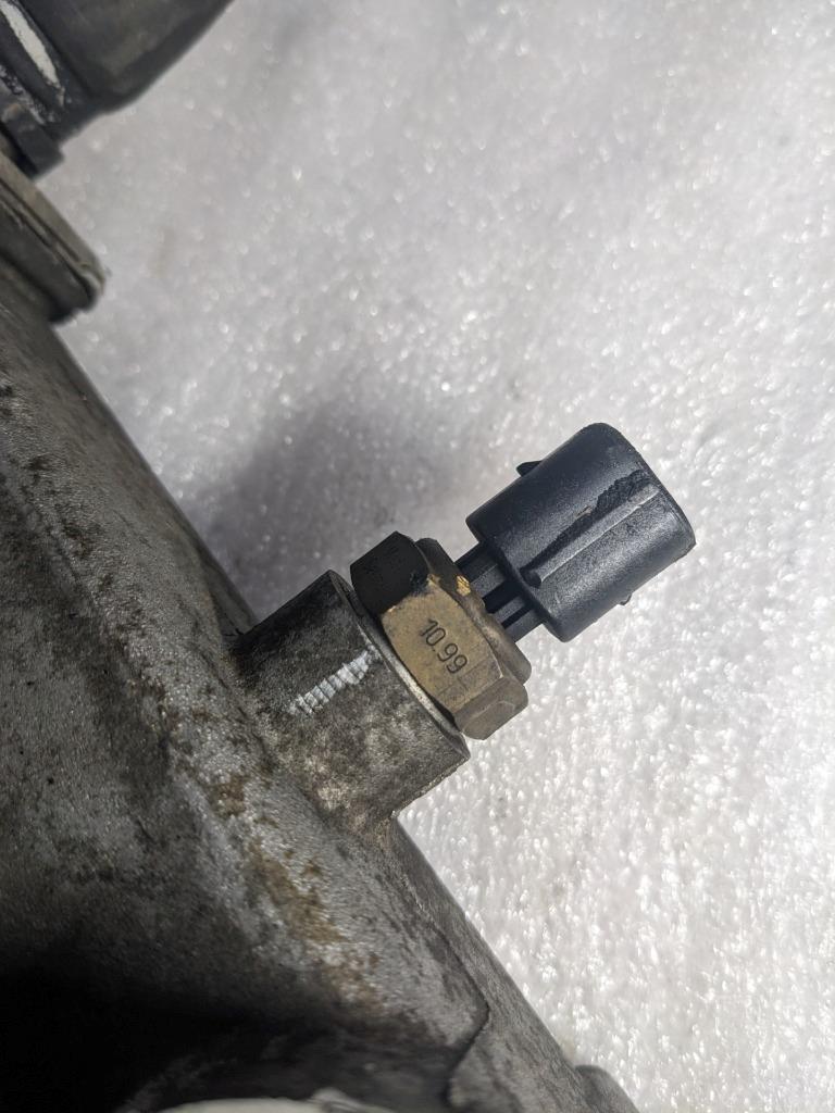 PORSCHE BOXSTER 986 OIL PUMP AND HOUSING WITH PIPE 99610701257 USED 996GL2T1