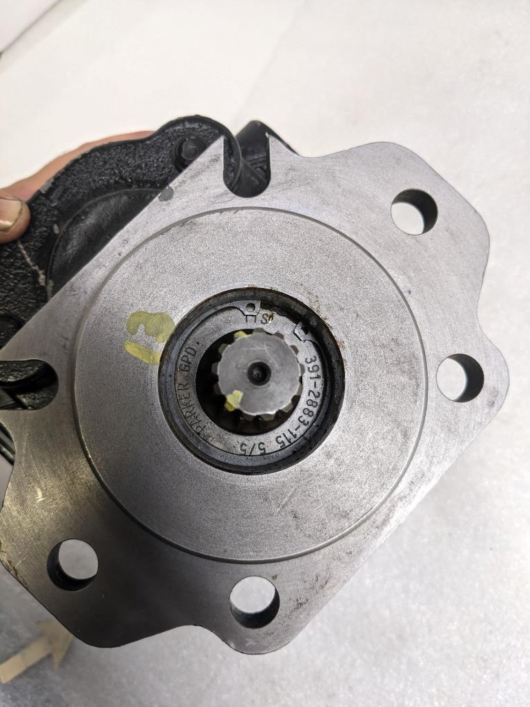 PARKER 3139610658 PG051 SERIES HYDRAULIC GEAR PUMP CAST IRON NEW R11