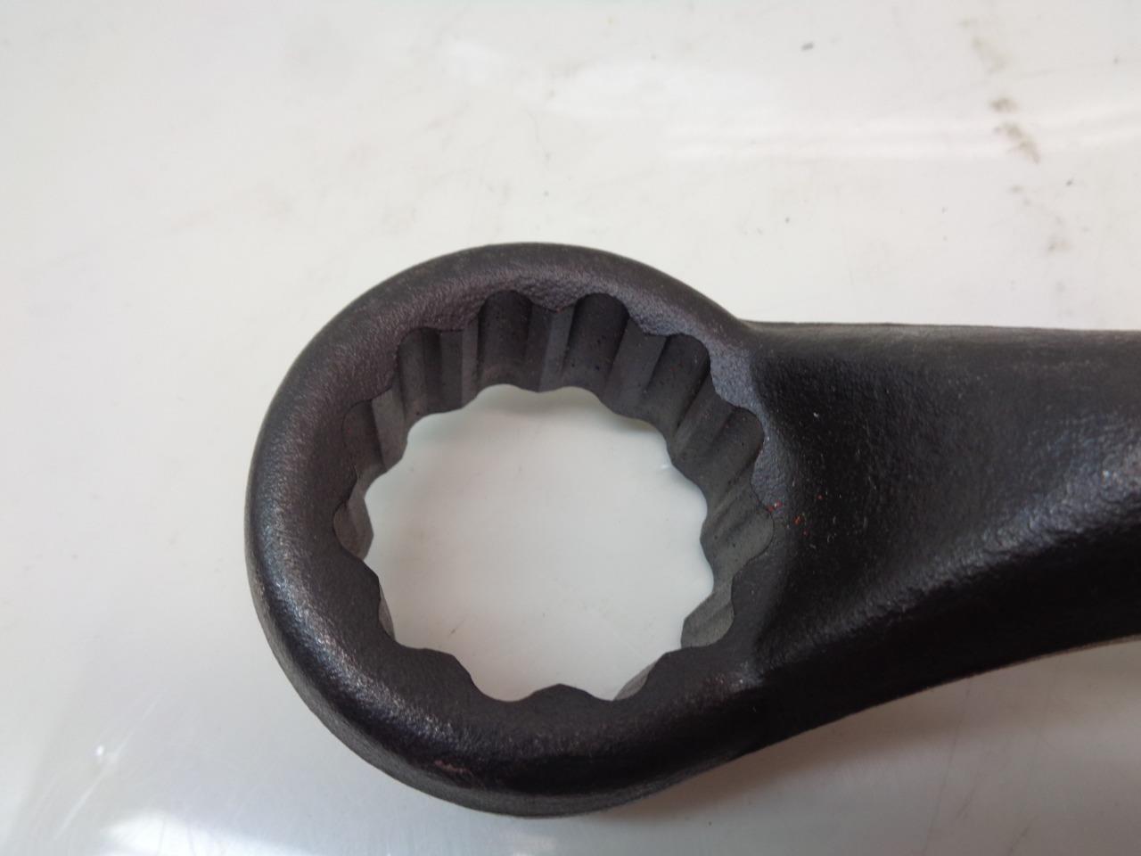 NEW MARTIN TOOLS 1-5/8" OFFSET STRIKING WRENCH 8810 R22T4