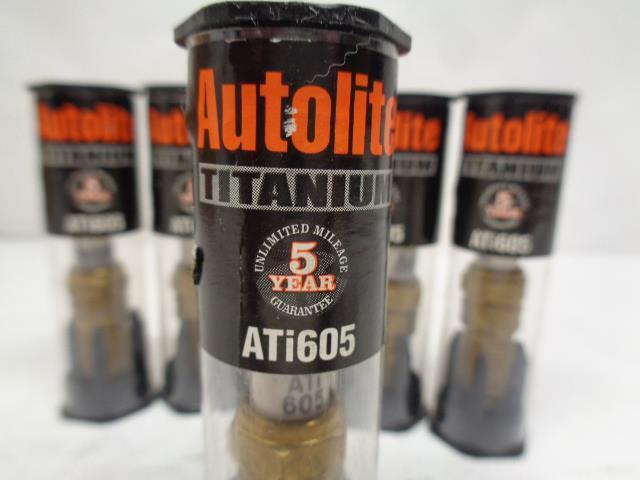 NEW AUTOLITE TITANIUM SPARK PLUGS 6 PACK ATi605 R13T5