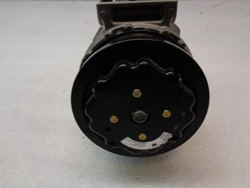 NEW DENSO 447220-8250 AC COMPRESSOR (UNKNOWN FITMENT) R2