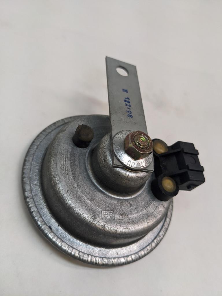 PORSCHE 996 ANTI-THEFT WARNING HORN ALARM SYSTEM 99663711700 USED 996BGL2T2