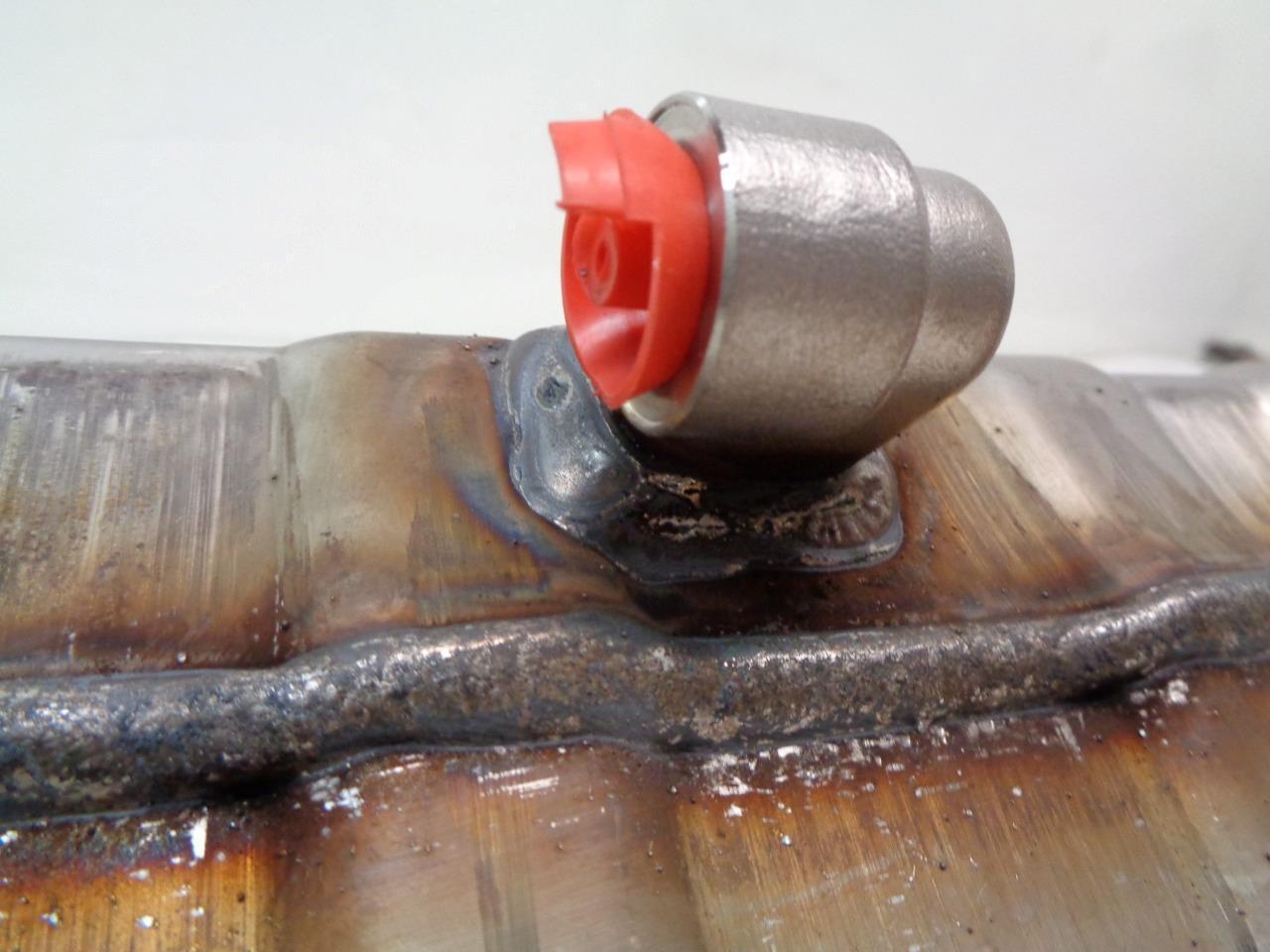 CUMMINS EXHAUST RECIRCULATION COOLER 5581380 NEW R14