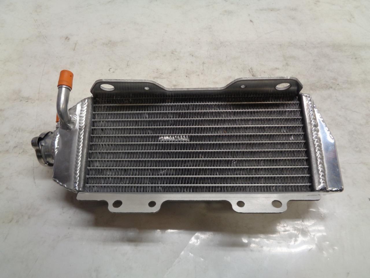 NEW GPI HIGH PERFORMANCE RACING ALUMINUM RADIATOR G-36638281 R12TD