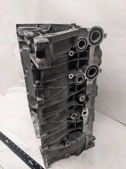 PORSCHE RIGHT/LEFT BARE ENGINE CASE FOR 97-04 BOXSTER 2.7L USED 996BGL2