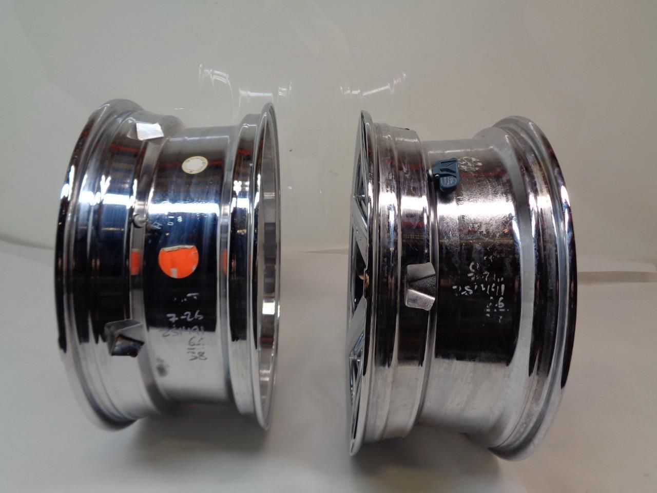 PAIR OF LEXANI R-FOUR FULL CHROME 20x8.5 5x115 ET15 WHEELS WR