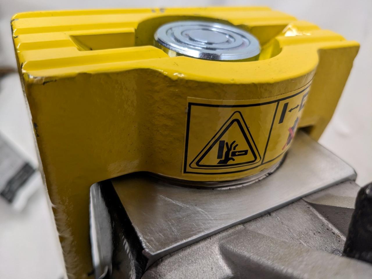 STANLEY TJ12111S HYDRAULIC TRACK JACK TJ12 NEW H2