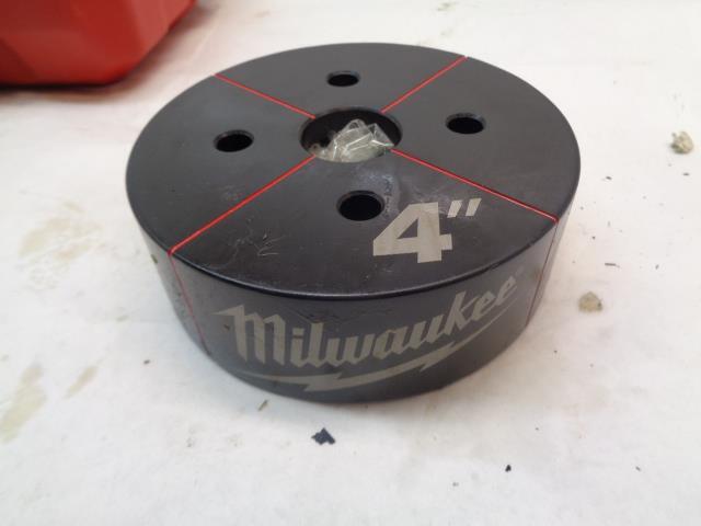 MILWAUKEE EXACT PUNCH AND DIE SYSTEM 49-16-2695 2&1/2" TO 4" CONDUIT R35
