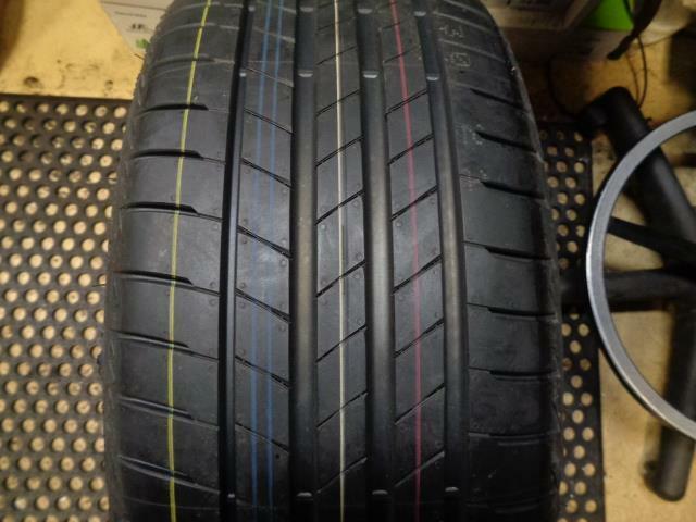 1 NEW BRIDGESTONE TURANZA T005 (*)BMW 225/40R18 92Y XL