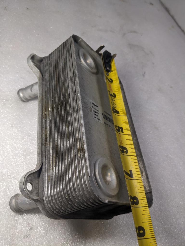 PORSCHE CAYENNE 4.5L ENGINE OIL RADIATOR COOLER 6819130 USED 996BGL