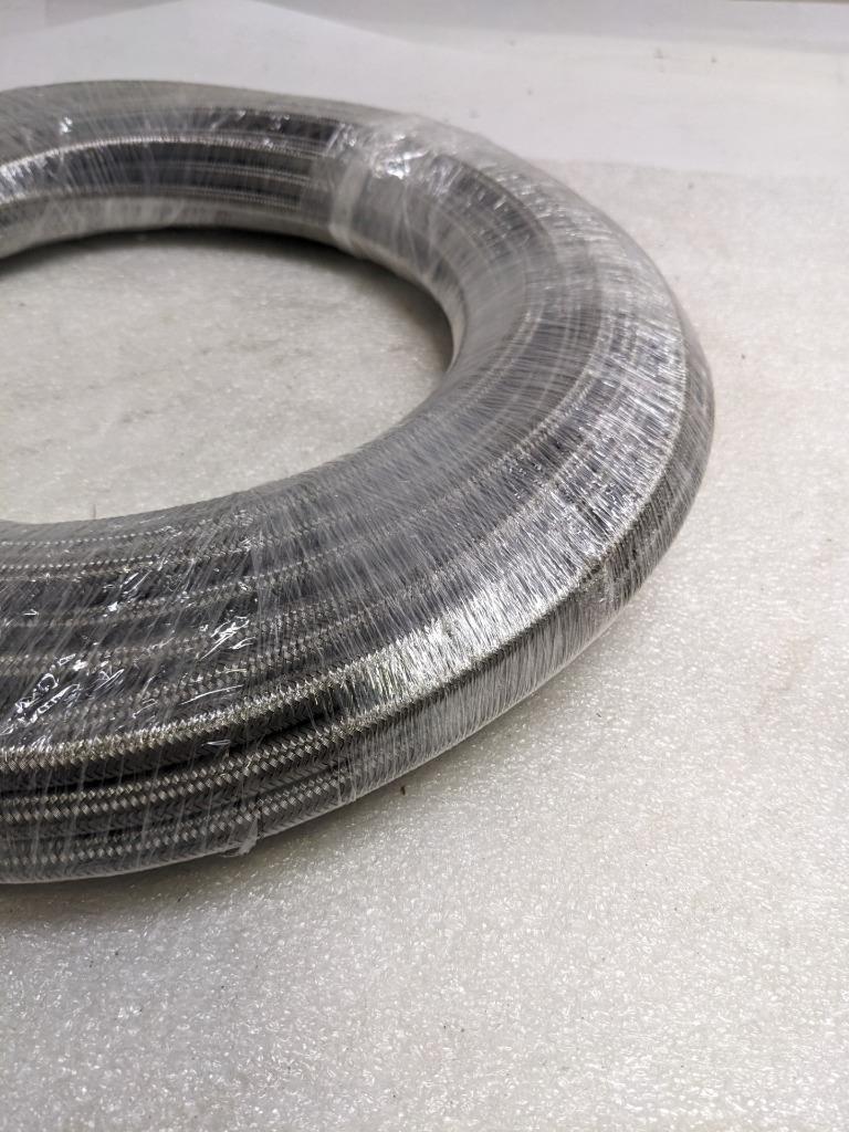 UNBRANDED BRAIDED 100' METAL HOSE 5/16" ID 7/16" OD W/ PLASTIC TUBING NEW R3T3