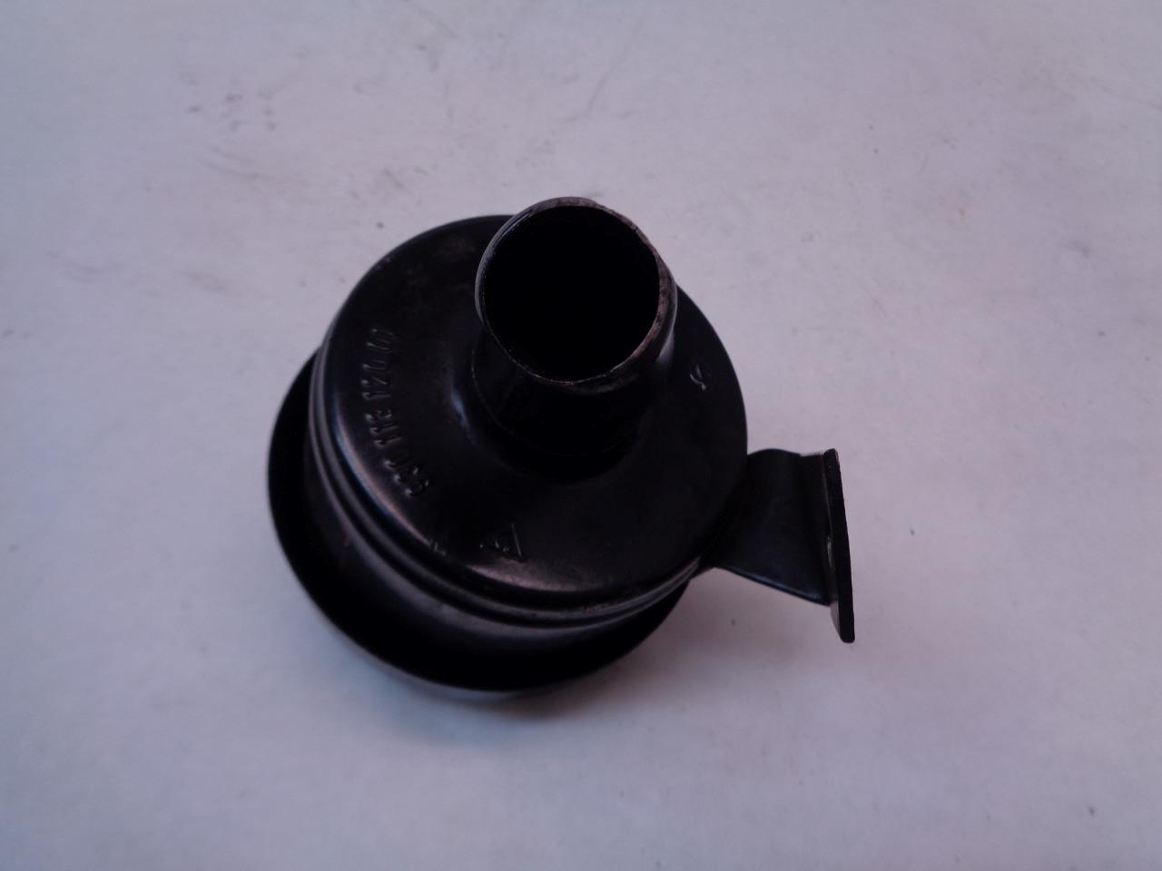 GENUINE PORSCHE 930 SMOG PUMP AIR FILTER ASSEMBLY 93011312004 R24T4