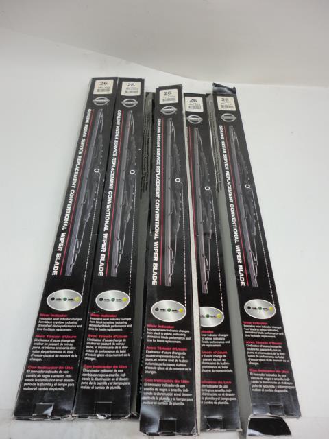 NEW OLD STOCK NISSAN GENUINE 26" WINDSHIELD WIPER BLADE 8-PACK WBILL-NIS26 SR