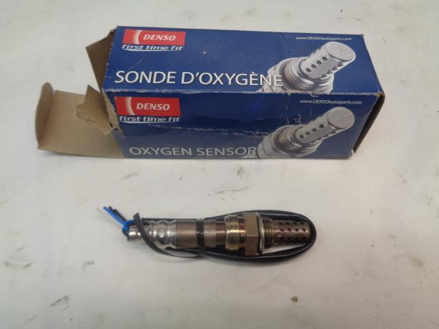 DENSO UNIVERSAL OXYGEN SENSOR 234-4212 , NEW R17