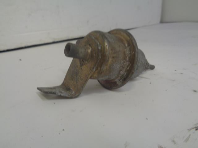 1 USED PORSCHE 911 VACUUM LIMITER BOSCH 0280160111 R24T1