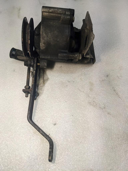 PORSCHE 928 SECONDARY AUXILIARY PUMP 92811310906/92811301700 USED R20