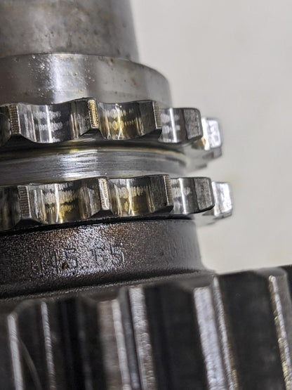 PORSCHE 911 (996) INTERMEDIATE CAMSHAFT 996 105 015 65 USED 996BGL2T2