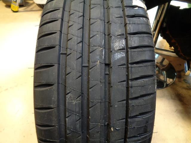 MICHELIN PILOT SPORT 4 S DT1 P 235 40 Z 18 95Y XL TIRE 232552 BQ4