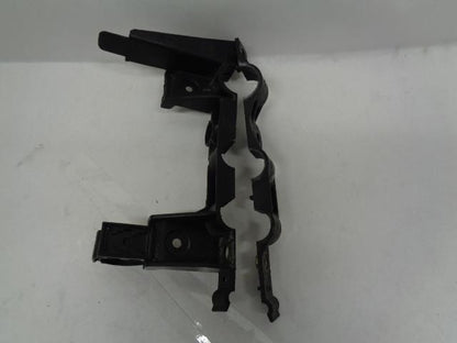 USED PORSCHE CAYENNE WATER TUBE MOUNTING UPPER/LOWER PIECES 948 106 059 03 R25T2