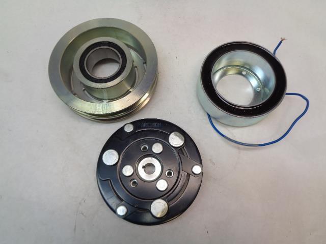 NEW AC COMPRESSOR CLUTCH 60-20392N FOR ALFA ROMEO MILANO & SPIDER 87-90 R3T1