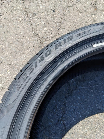 2 PIRELLI P ZERO PZ4 LUXURY (*) (KS) (RSC) P 225 40 19 93T XL TIRES 2750900 CQ3