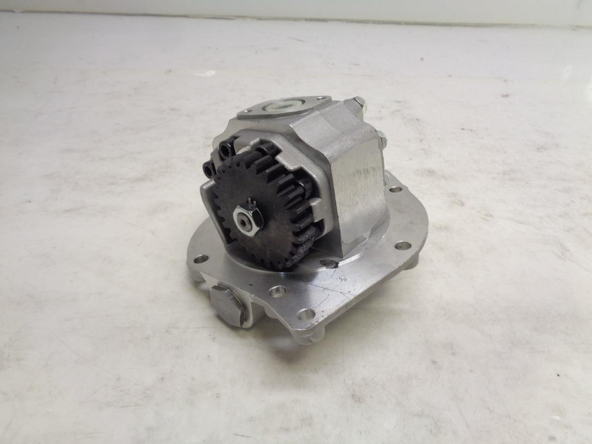 1 NEW INTERNAL PTO HYDRAULIC PUMP 25 SPLINE GEAR UNKNOWN MAKE/MODEL R18T1