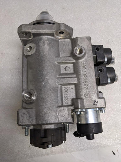 BOSCH HIGH-PRESSURE FUEL PUMP FOR MERCEDES 0 445 020 272 / A 470 090 26 50 R14