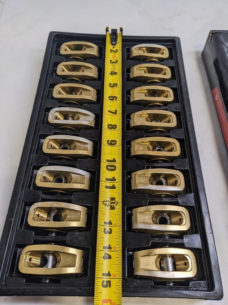SPEED MASTER79 ALUMINUM ROLLER ROCKER ARMS SET 8/16 PCE261100401 USED R29