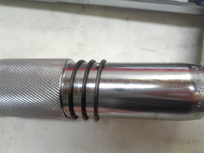 NEW FOR PARTS PROTO J6018AB 3/4 INCH DRIVE TORQUE WRENCH 32" 60-300LB RANGE R18