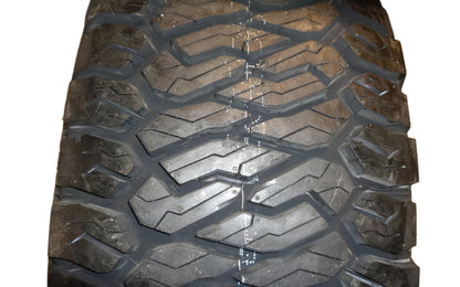 MAXXIS RAZR A/T LT 37 12.50 17 124R LRD 8PLY TIRE TL00049800 BQ4