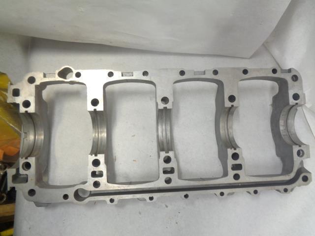 84-90 PORSCHE 924 944 S2 MAIN BEARING GIRDLE CRANKSHAFT COVER 944 101 103  8R I2