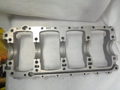 84-90 PORSCHE 924 944 S2 MAIN BEARING GIRDLE CRANKSHAFT COVER 944 101 103  8R I2