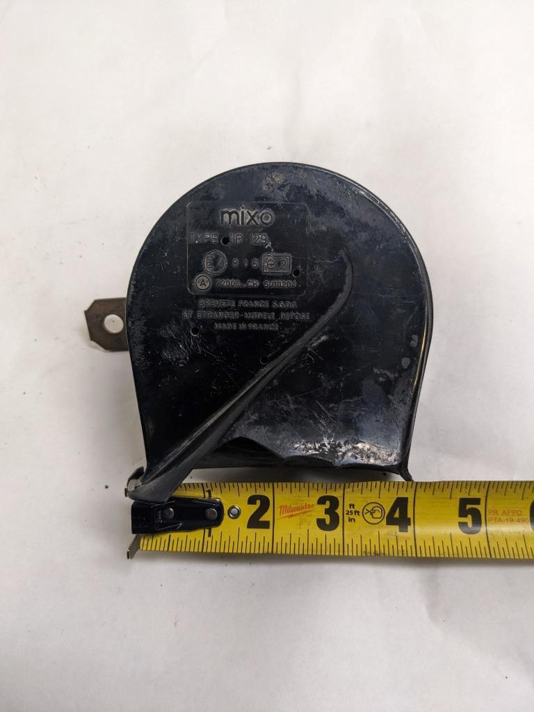 PORSCHE 84-91 944 LOW PITCH TONE ELECTRIC HORN SIREN MIXO TR129  USED R21T2