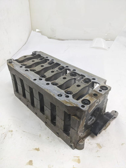 1998 PORSCHE 911 CRANKSHAFT BEARING CASE/CARRIER 9961011123R USED 996BGL2