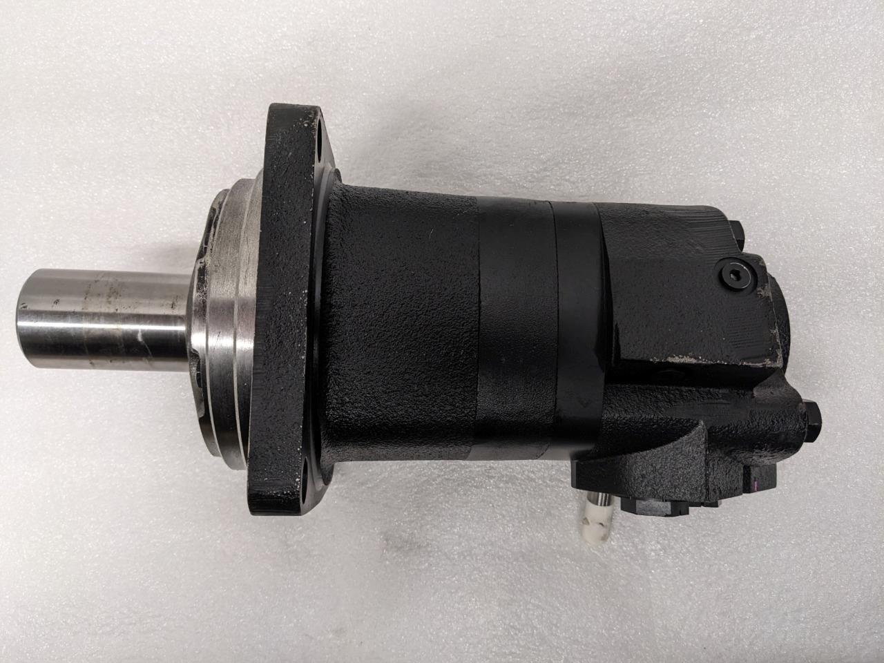 CHAR-LYNN EATON 112-1575-006 HYDRAULIC GEROLER DISC VALVE MOTOR NEW J2