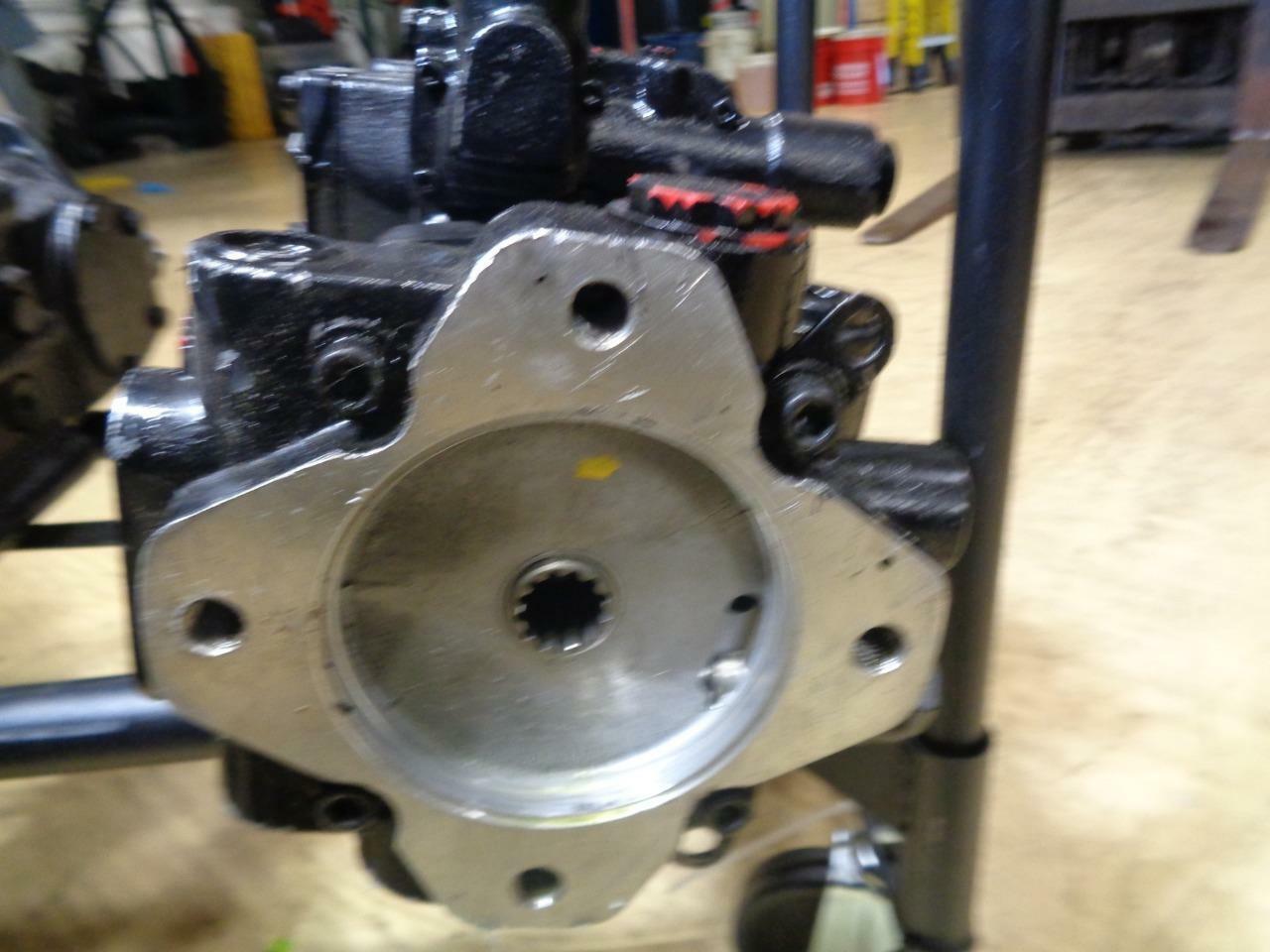 Eaton 78461-RDV-04 7200-RYA-04 180811RSP2034 136918 Hydraulic Tandem Drive BSRG1