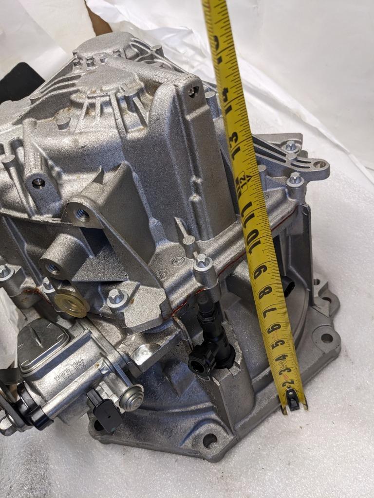 NEW GM TRANSMISSION/GEARBOX FOR OPEL ASTRA GTC/ CHEVROLET CRUZE 55569878 B2