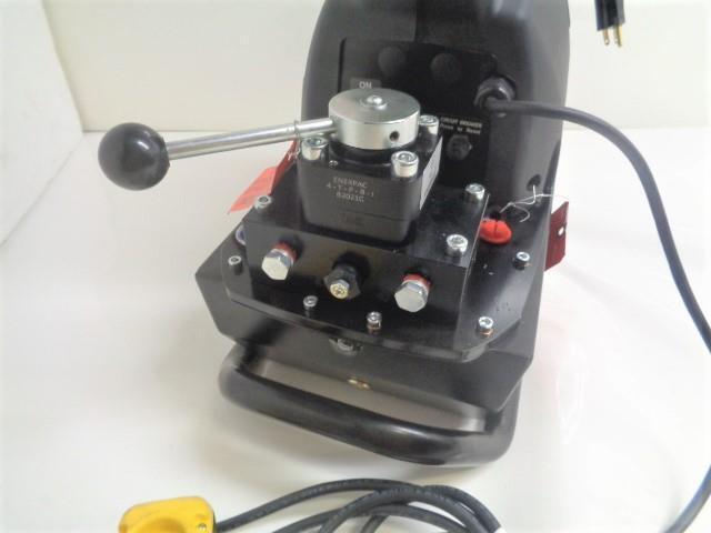 ENERPAC CAT ZU4408JB 350-7768 ELECTRIC HYDRAULIC PUMP 4/3 MANUAL VALVE 10K PSI