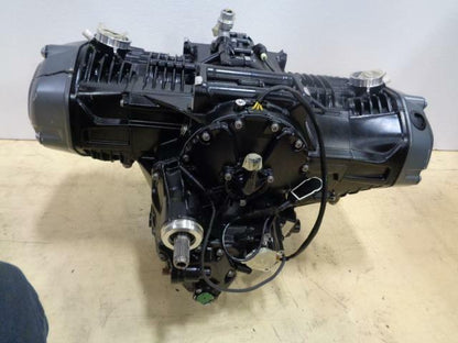 BMW R1200 GS 2018 Complete Motor NEW Factory Replacement 0 miles DAMAGED BSRG2