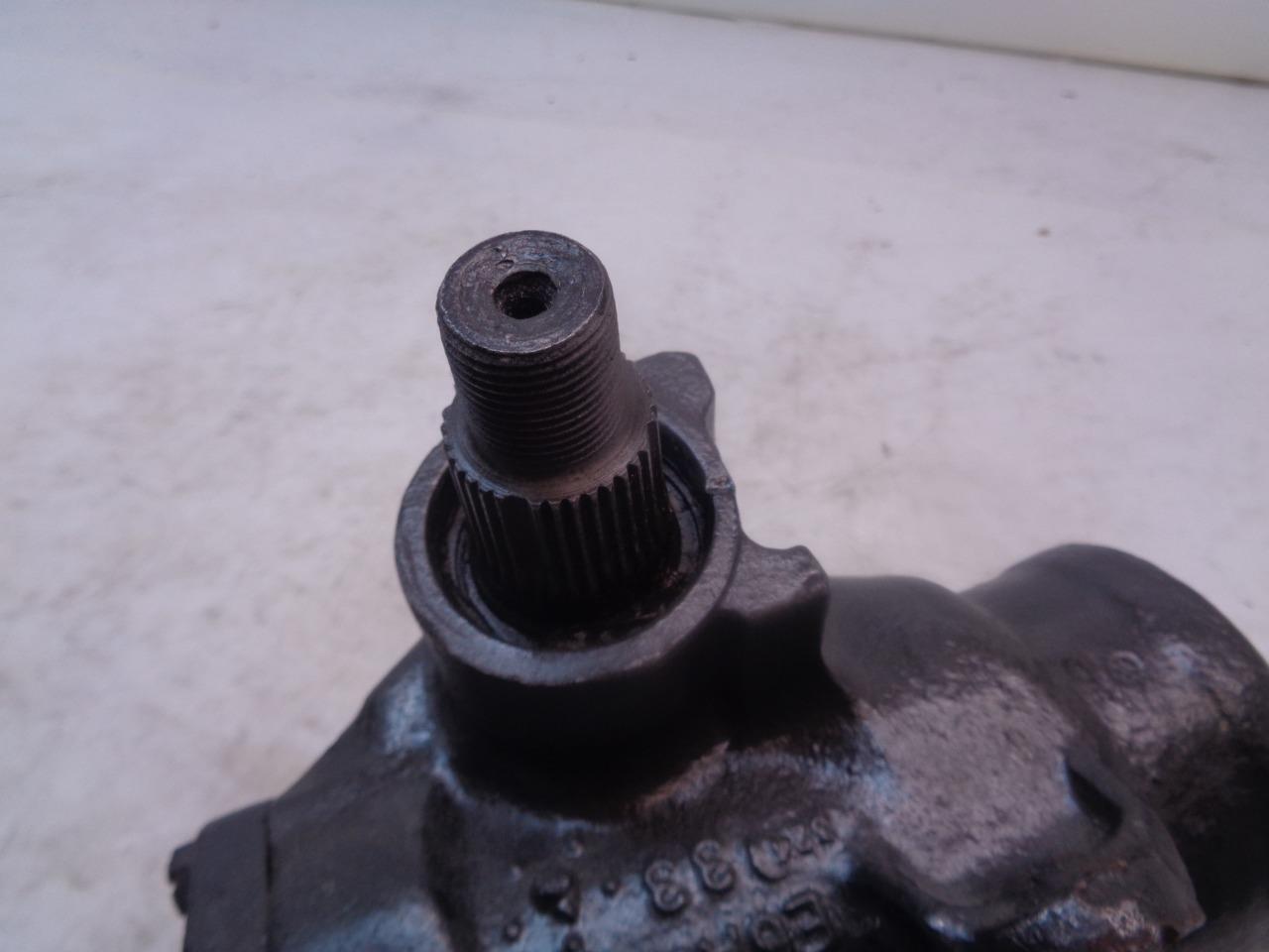 REMANUFACTURED LARES CORPORATION STEERING GEAR BOX 126060 R14B5