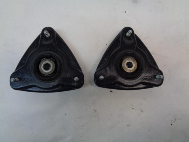 USED SET GENUINE PORSCHE 97-12 91 STRUT MOUNTS FRONT AND REAR 997 343 018 00 R21