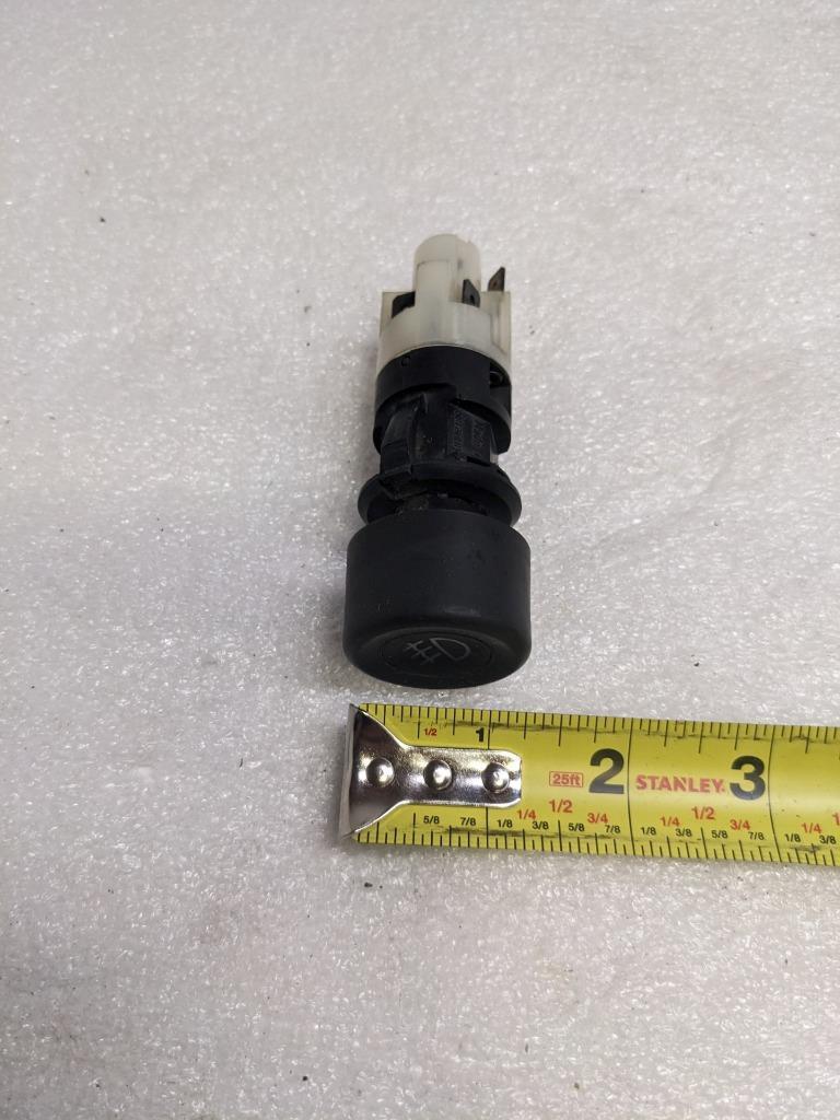 PORSCHE 92861311100 HELLA FOG LIGHT SWITCH FOR 87-91 928 USED R20T7