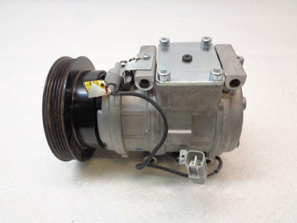 NEW UAC CO 10624GLC AC COMPRESSOR 1987-2001 TOYOTA CAMRY R2