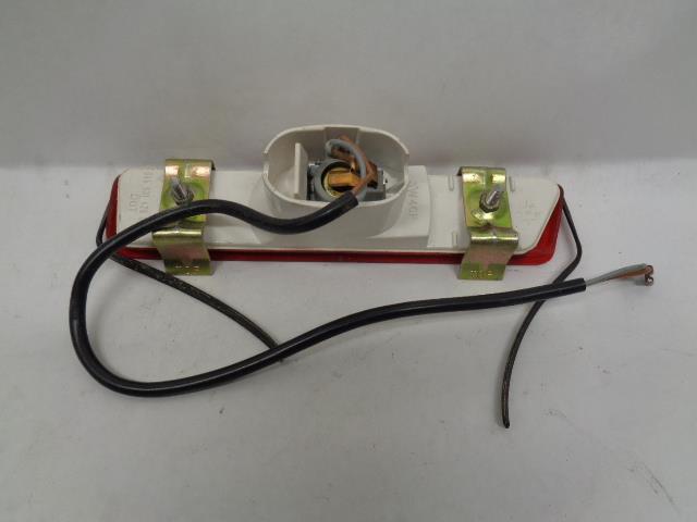 USED GENUINE PORSCHE REAR MARKER LENS R&L 944 631 426 00/944 631 425 00 R25T5