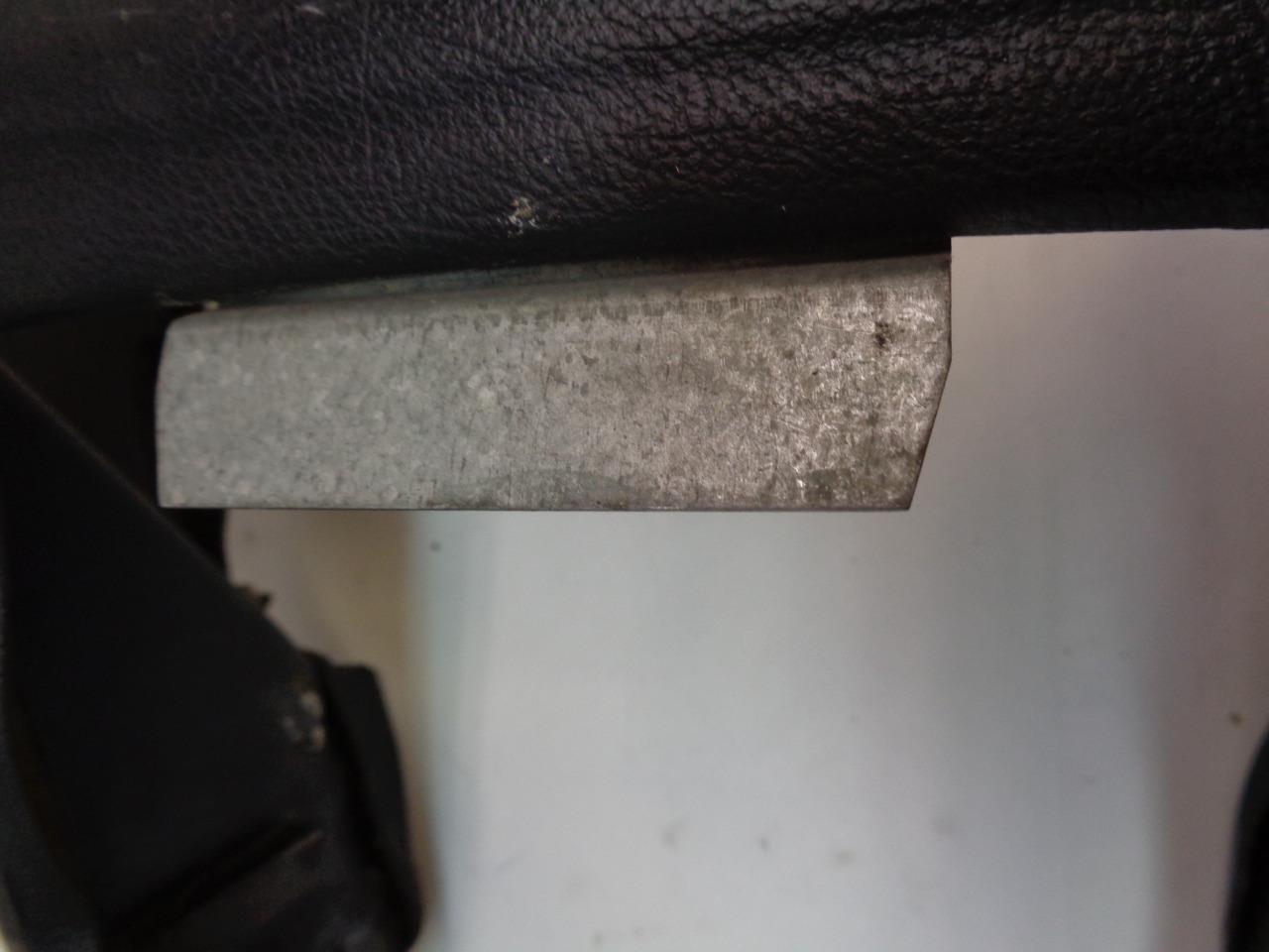 USED GENUINE PORSCHE REAR CONSOLE TRIM FOR PORSCHE 928 R20