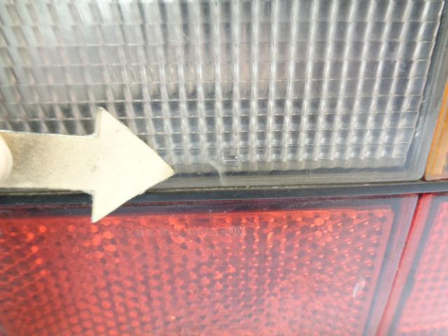 PORSCHE 477945214 RIGHT TAIL LIGHT LENS FOR 924S/944/944S/944 TURBO USED R20