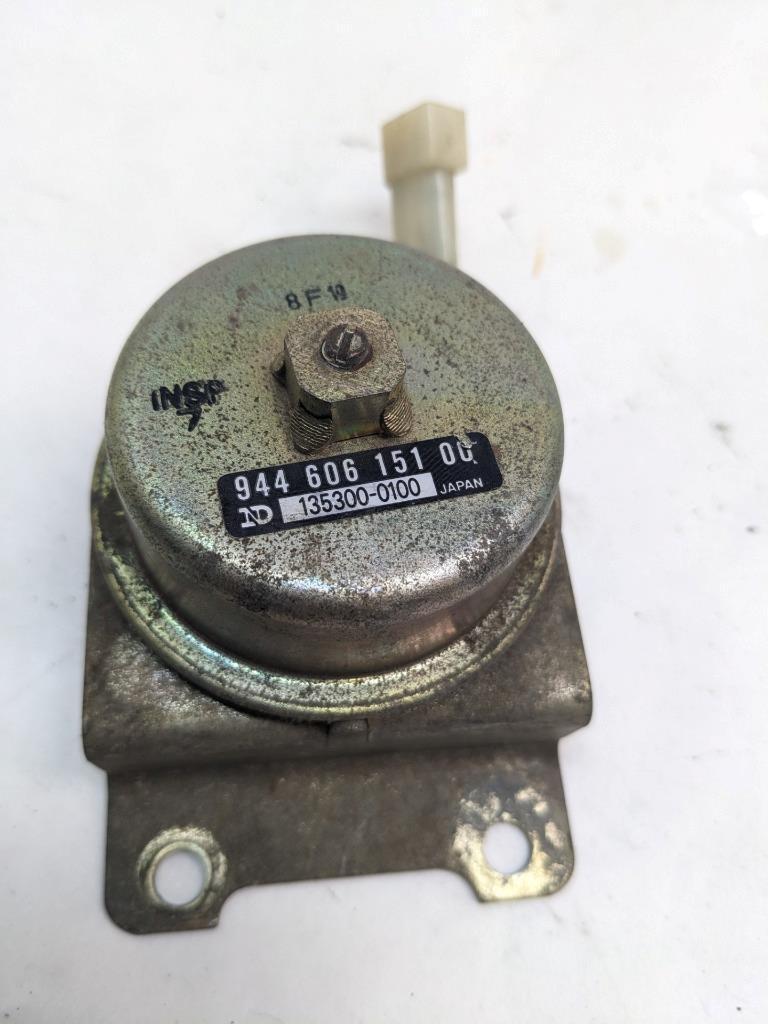 PORSCHE 83-85 944 ALTITUDE CONTROL MODULE 94460615100 #2 USED R21T2