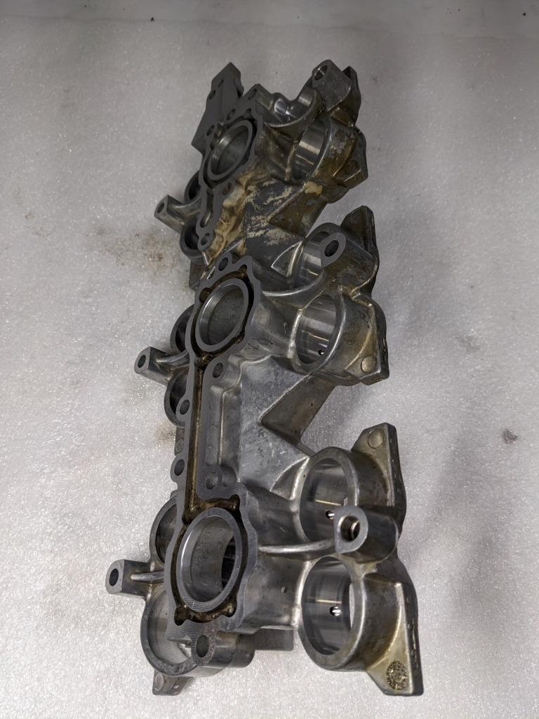 PORSCHE 911 996 98-05 TAPPET HOUSING CAMSHAFT 9961041058R USED 996B.G.L.