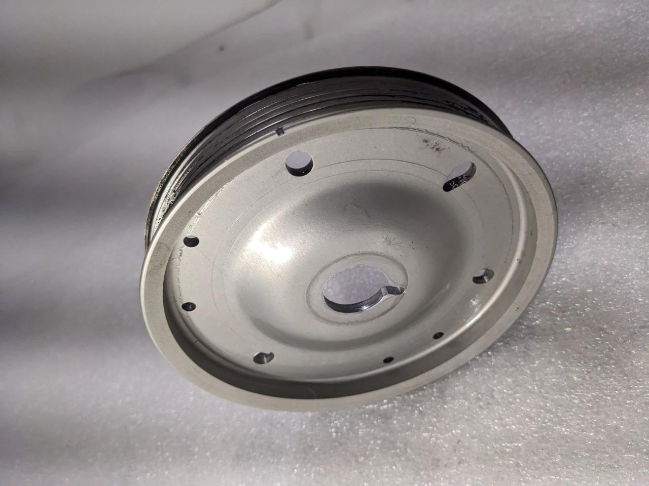 PORSCHE 911 BOXSTER CRANKSHAFT SERPENTINE PULLEY 99610211562 USED 996B.G.L.