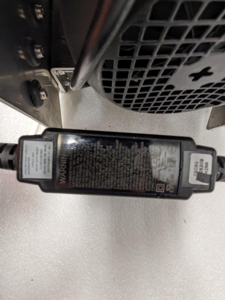 MI-T-M GC-1002-0MEW1 PRESSURE WASHER MODEL 486Z72 1000 psi 2GPM NEW  B1B2